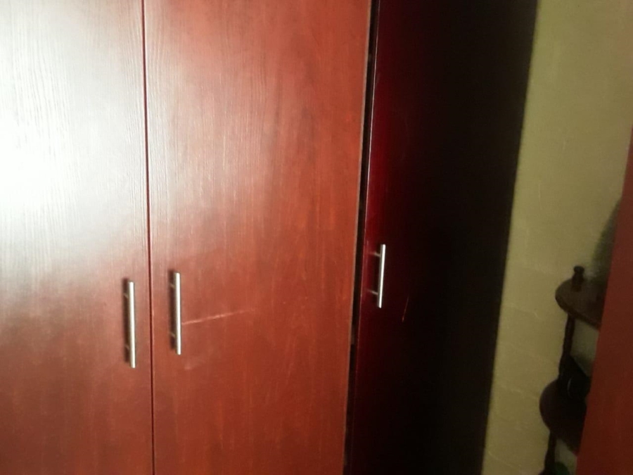 2 Bedroom Property for Sale in Zonnebloem Western Cape